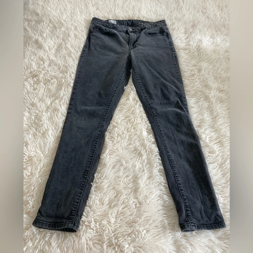 Stylish Gray Women's Skinny Pants - Picture 1 of 4